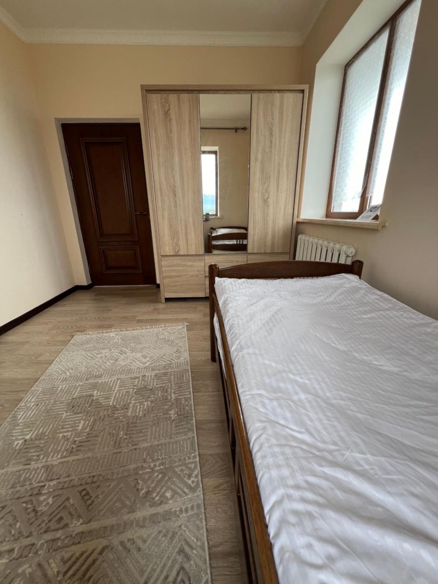 Hotel Maksat House Tossor Exterior foto